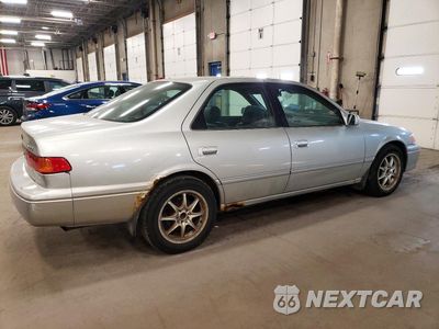 Trzecie zdjęcie samochodu z tyłu: 2001 TOYOTA CAMRY XLE V6 VIN:JT2BF28K210321444 - miniatura
