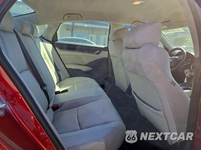 Zdjęcie 10 z 12 samochodu: 2018 HONDA ACCORD LX VIN:1HGCV1F15JA235849 - miniatura