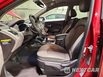 Zdjęcie 7 z 13 samochodu: 2010 HYUNDAI TUCSON GLS VIN:KM8JU3AC5AU073826 - miniatura