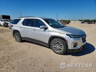 Czwarte zdjęcie samochodu z boku: 2022 CHEVROLET TRAVERSE LT VIN:1GNEVMKW4NJ170239 - miniatura