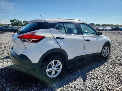 Trzecie zdjęcie samochodu z tyłu: 2019 NISSAN KICKS S VIN:3N1CP5CU4KL525091 - miniatura