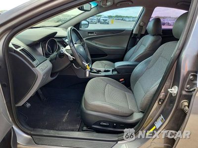 Zdjęcie 7 z 12 samochodu: 2011 HYUNDAI SONATA SE VIN:5NPEC4AC8BH289115 - miniatura
