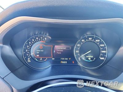 Zdjęcie 9 z 12 samochodu: 2016 LINCOLN MKZ VIN:3LN6L2GK0GR630028 - miniatura