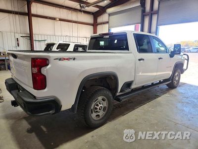Trzecie zdjęcie samochodu z tyłu: 2022 CHEVROLET SILVERADO K2500 HEAVY DUTY VIN:1GC1YLE71NF238982 - miniatura