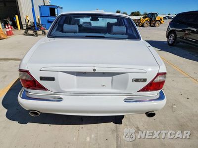 Zdjęcie 6 z 12 samochodu: 2000 JAGUAR XJR VIN:SAJDA15B6YMF10232 - miniatura