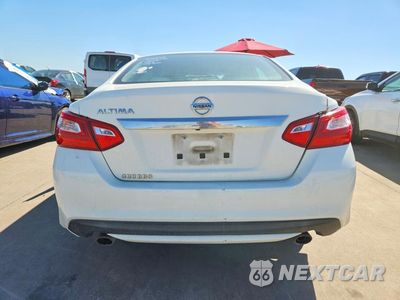 Zdjęcie 6 z 12 samochodu: 2016 NISSAN ALTIMA 2.5 S VIN:1N4AL3AP7GN381860 - miniatura