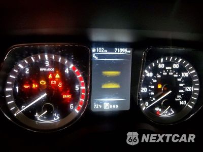 Zdjęcie 9 z 12 samochodu: 2016 NISSAN TITAN XD PLATINUM RESERVE VIN:1N6BA1F40GN515712 - miniatura