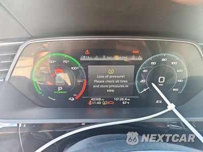 Zdjęcie 9 z 12 samochodu: 2019 AUDI E-TRON PREMIUM PLUS VIN:WA1LAAGEXKB022879 - miniatura
