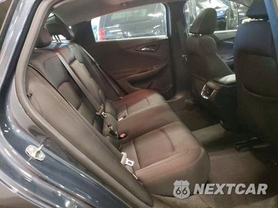 Zdjęcie 10 z 12 samochodu: 2019 CHEVROLET MALIBU LT VIN:1G1ZD5ST2KF193664 - miniatura