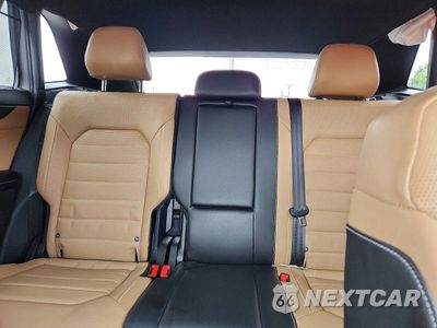 Zdjęcie 10 z 13 samochodu: 2024 VOLKSWAGEN ATLAS CROSS SPORT SEL R-LINE VIN:1V2AE2CA8RC230756 - miniatura