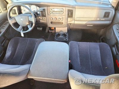 Zdjęcie 8 z 12 samochodu: 2004 DODGE RAM 1500 ST VIN:1D7HA18D74S608708 - miniatura