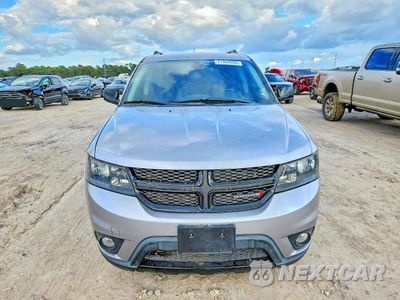 Piąte zdjęcie samochodu w środku: 2019 DODGE JOURNEY SE VIN:3C4PDCBBXKT864742 - miniatura