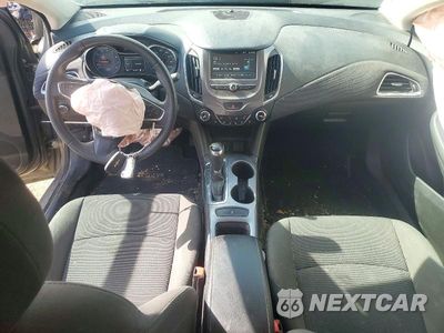 Zdjęcie 8 z 12 samochodu: 2017 CHEVROLET CRUZE LT VIN:1G1BE5SM6H7151900 - miniatura