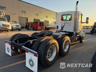 Czwarte zdjęcie samochodu z boku: 2025 PETERBILT 579 SEMI TRUCK VIN:1XPBDP9X3SD755627 - miniatura