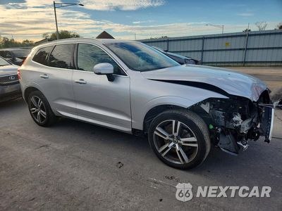 Czwarte zdjęcie samochodu z boku: 2019 VOLVO XC60 T6 VIN:YV4A22RK4K1347632 - miniatura