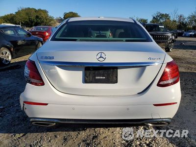 Zdjęcie 6 z 12 samochodu: 2017 MERCEDES-BENZ E 300 4MATIC VIN:WDDZF4KB0HA125829 - miniatura