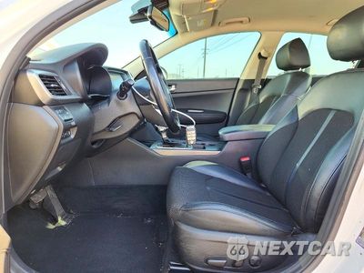 Zdjęcie 7 z 12 samochodu: 2019 KIA OPTIMA S VIN:5XXGT4L36KG295934 - miniatura