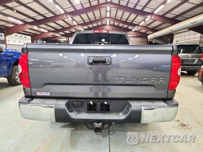 Zdjęcie 6 z 12 samochodu: 2016 TOYOTA TUNDRA SR5 VIN:5TFUY5F19GX563489 - miniatura