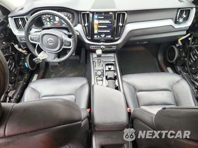 Zdjęcie 8 z 14 samochodu: 2020 VOLVO XC60 T6 MOMENTUM VIN:YV4A22RK2L1499426 - miniatura