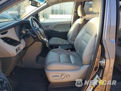 Zdjęcie 7 z 14 samochodu: 2016 TOYOTA SIENNA XLE 7-PASSENGER VIN:5TDDK3DC8GS135817 - miniatura