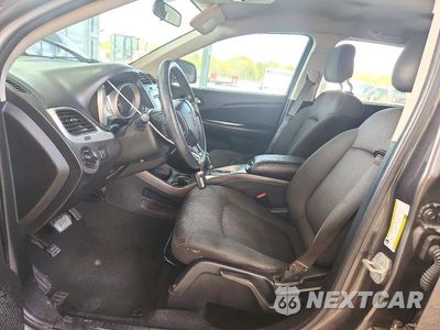 Zdjęcie 7 z 13 samochodu: 2018 DODGE JOURNEY SE VIN:3C4PDCAB1JT236696 - miniatura