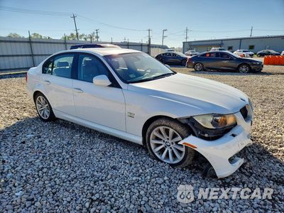 Czwarte zdjęcie samochodu z boku: 2011 BMW 328 XI VIN:WBAPK7C59BA969878 - miniatura