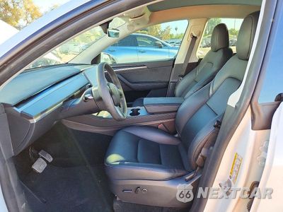 Zdjęcie 7 z 12 samochodu: 2023 TESLA MODEL Y VIN:7SAYGDEE0PA137770 - miniatura