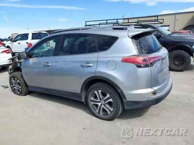 Drugie zdjęcie samochodu z przodu: 2018 TOYOTA RAV4 LE VIN:JTMZFREV0JD124830 - miniatura