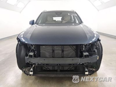 Piąte zdjęcie samochodu w środku: 2025 VOLVO XC90 PLUS VIN:YV4062PB8S1386971 - miniatura