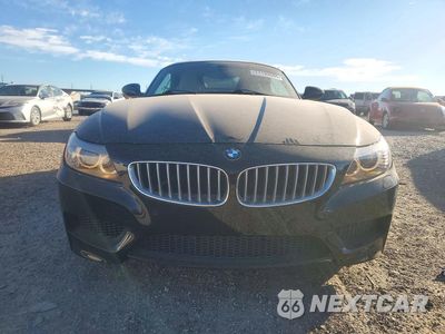 Piąte zdjęcie samochodu w środku: 2013 BMW Z4 SDRIVE35I VIN:WBALM7C58DE385329 - miniatura
