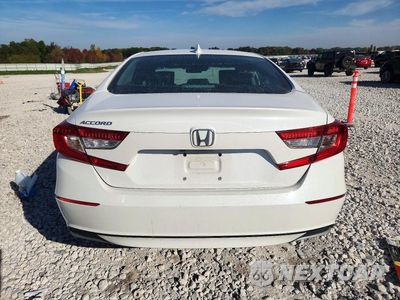 Zdjęcie 6 z 12 samochodu: 2018 HONDA ACCORD EX VIN:1HGCV1F46JA010172 - miniatura