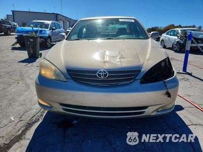 Piąte zdjęcie samochodu w środku: 2003 TOYOTA CAMRY XLE VIN:4T1BE30K33U717935 - miniatura