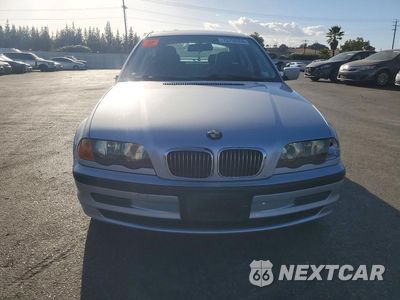 Piąte zdjęcie samochodu w środku: 2001 BMW 325 I VIN:WBAAV33461FU79929 - miniatura