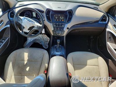 Zdjęcie 8 z 13 samochodu: 2017 HYUNDAI SANTA FE SPORT 2.4L VIN:5XYZUDLB7HG429934 - miniatura
