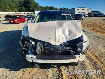 Piąte zdjęcie samochodu w środku: 2019 LINCOLN MKT VIN:2LMHJ5ATXKBL00166 - miniatura