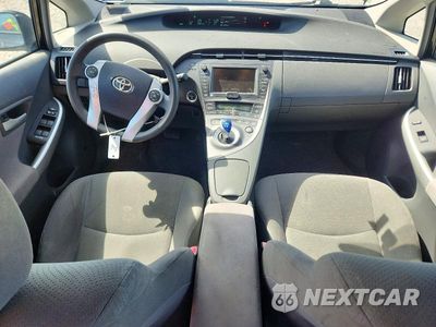 Zdjęcie 8 z 13 samochodu: 2010 TOYOTA PRIUS III VIN:JTDKN3DU1A0208561 - miniatura