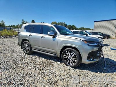 Czwarte zdjęcie samochodu z boku: 2026 LEXUS LX 600 LUXURY VIN:JTJGB7CX0T4102628 - miniatura