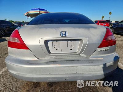 Zdjęcie 6 z 12 samochodu: 2005 HONDA ACCORD EX VIN:1HGCM72755A009963 - miniatura