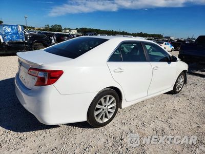 Trzecie zdjęcie samochodu z tyłu: 2014 TOYOTA CAMRY SE VIN:4T1BF1FK4EU312579 - miniatura