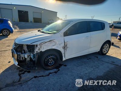 2017 CHEVROLET SONIC 1G1JG6SH5H4174679 - główne zdjęcie licytacji z USA - miniatura