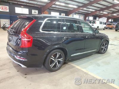Trzecie zdjęcie samochodu z tyłu: 2017 VOLVO XC90 T8 VIN:YV4BC0PL4H1179730 - miniatura