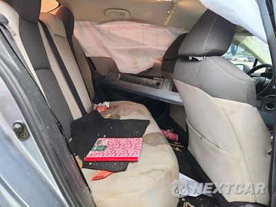 Zdjęcie 10 z 12 samochodu: 2020 TOYOTA COROLLA LE VIN:JTDEPRAE8LJ058999 - miniatura