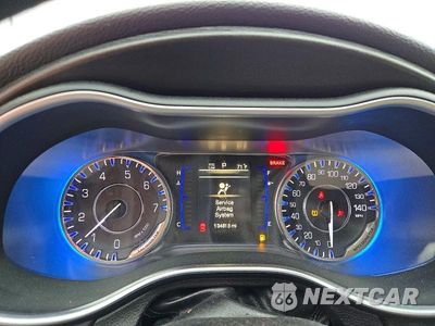 Zdjęcie 9 z 12 samochodu: 2015 CHRYSLER 200 LIMITED VIN:1C3CCCAB0FN699703 - miniatura