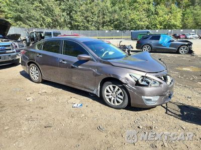 Czwarte zdjęcie samochodu z boku: 2015 NISSAN ALTIMA 2.5 S VIN:1N4AL3AP9FC294715 - miniatura