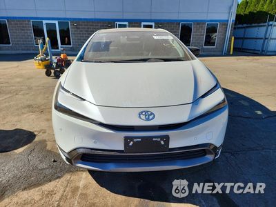 Piąte zdjęcie samochodu w środku: 2025 TOYOTA PRIUS XLE VIN:JTDADABU4S3028223 - miniatura