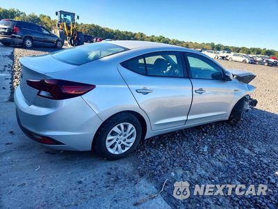 Trzecie zdjęcie samochodu z tyłu: 2019 HYUNDAI ELANTRA SE VIN:5NPD74LF4KH490808 - miniatura