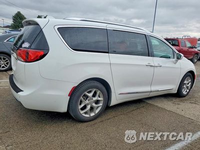 Trzecie zdjęcie samochodu z tyłu: 2018 CHRYSLER PACIFICA TOURING L PLUS VIN:2C4RC1EG9JR306177 - miniatura