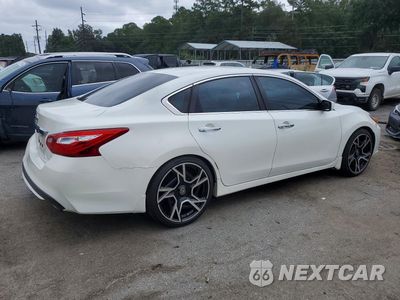 Trzecie zdjęcie samochodu z tyłu: 2017 NISSAN ALTIMA 2.5 S VIN:1N4AL3AP3HN330602 - miniatura