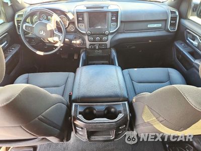 Zdjęcie 8 z 12 samochodu: 2024 RAM 1500 BIG HORN/LONE STAR VIN:1C6SRFFT0RN155156 - miniatura
