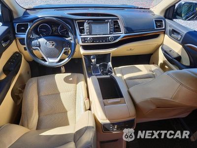 Zdjęcie 8 z 13 samochodu: 2019 TOYOTA HIGHLANDER LIMITED VIN:5TDDZRFHXKS711651 - miniatura